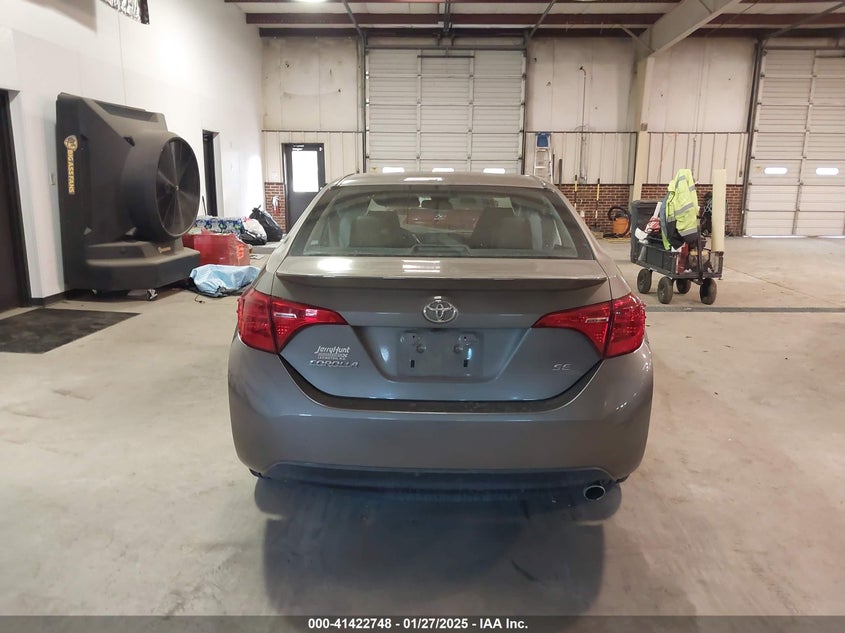 2018 TOYOTA COROLLA SE - 5YFBURHE2JP746216