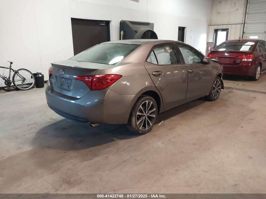 2018 TOYOTA COROLLA SE - 5YFBURHE2JP746216
