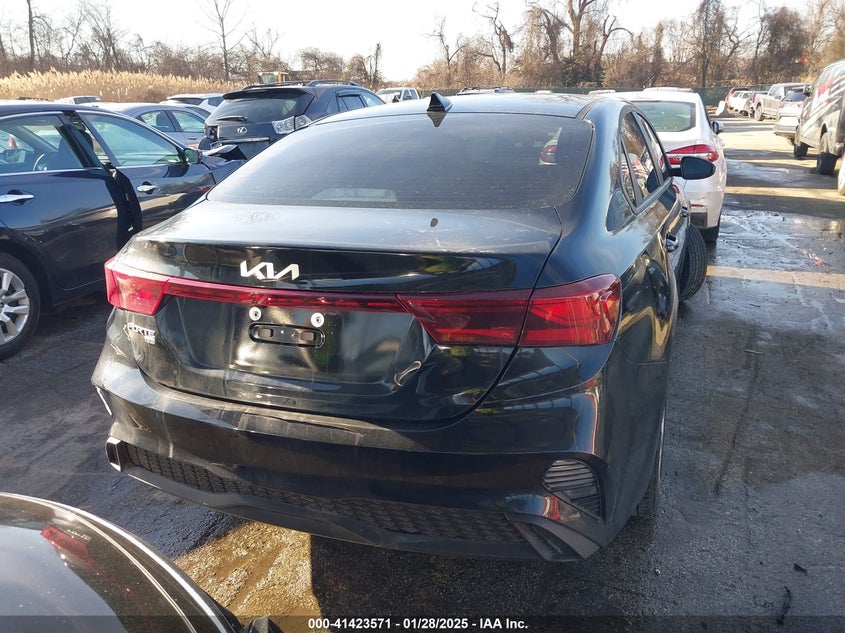 2024 KIA FORTE LX - 3KPF24AD7RE815216