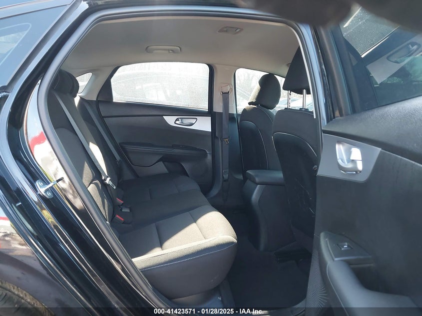 2024 KIA FORTE LX - 3KPF24AD7RE815216