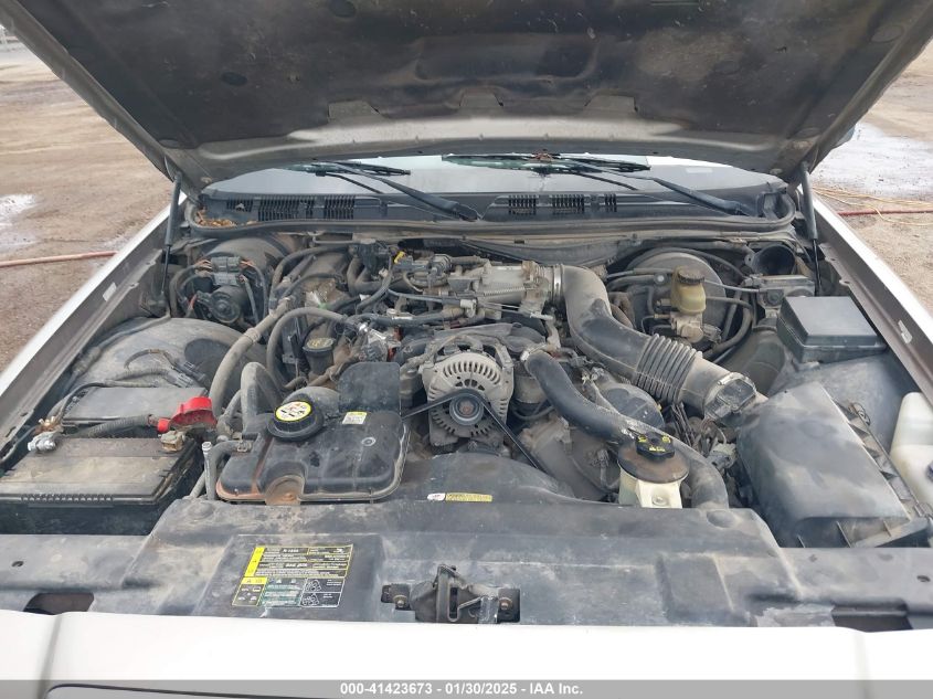 2003 Mercury Grand Marquis Gs VIN: 2MEFM74W43X674520 Lot: 43451703