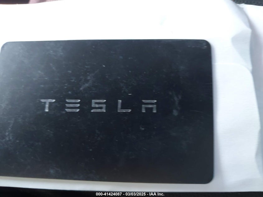 VIN 7SAYGDEE6PA125980 2023 TESLA MODEL Y