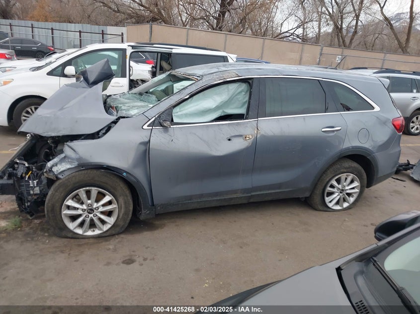 2020 Kia Sorento 2.4L L VIN: 5XYPG4A33LG623783 Lot: 41425268