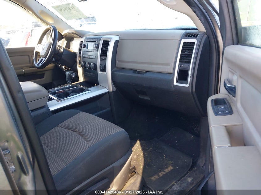 2011 DODGE RAM 1500 VIN: 1D7RV1CT5BS557620