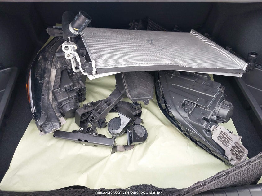 2024 HYUNDAI ELANTRA VIN: KMHLM4DG5RU770664