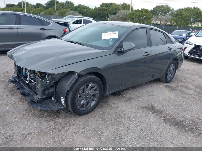 2024 HYUNDAI ELANTRA VIN: KMHLM4DG5RU770664
