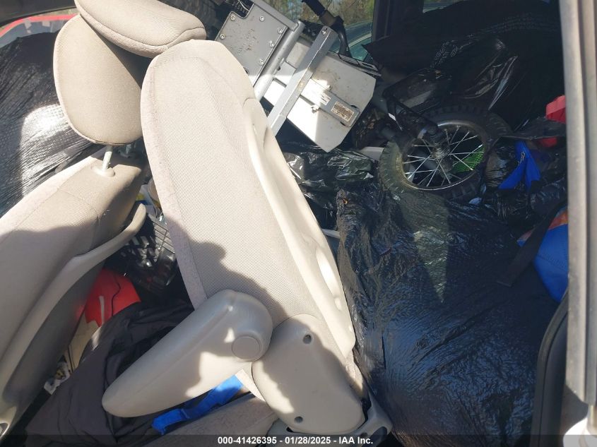 2002 Chrysler Town & Country Ex VIN: 2C4GP74L72R571680 Lot: 41426395