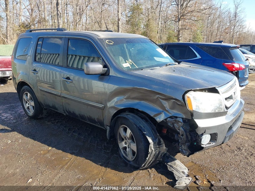 2011 HONDA PILOT VIN: 5FNYF4H57BB087568