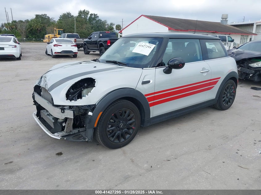 2015 MINI HARDTOP VIN: WMWXM5C59F3A60292
