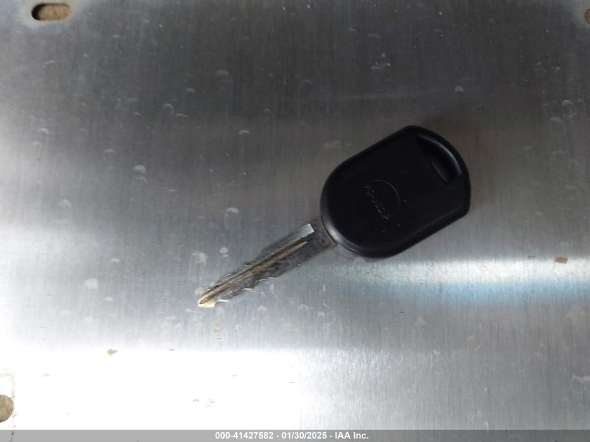 2007 Ford Expedition Xlt VIN: 1FMFU16537LA35966 Lot: 41427582