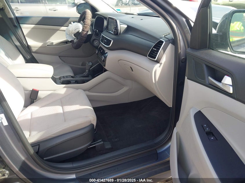 2021 HYUNDAI TUCSON VIN: KM8J23A43MU291430