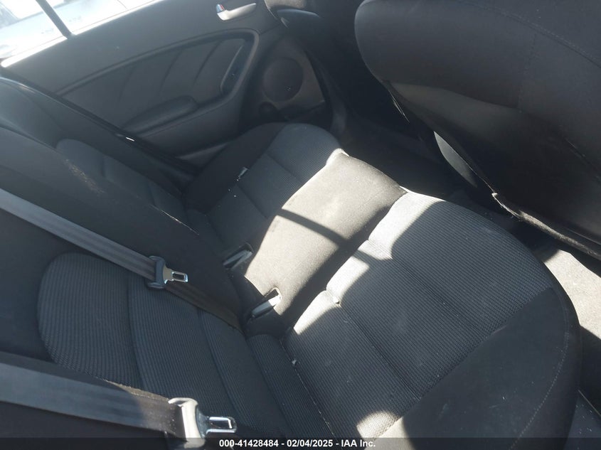 2017 KIA FORTE LX - 3KPFK4A79HE045187