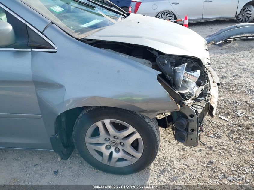 2007 Honda Odyssey Touring VIN: 5FNRL38877B443840 Lot: 41428626