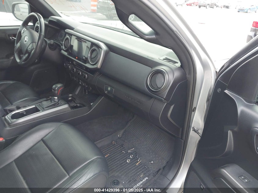 2018 TOYOTA TACOMA VIN: 3TMCZ5AN1JM135996