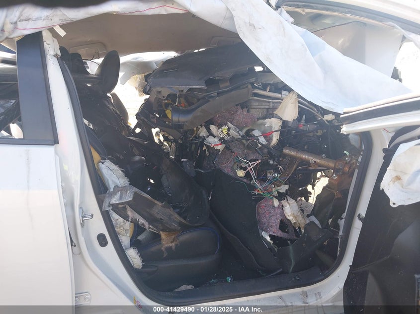 2019 TOYOTA COROLLA SE - 5YFBURHE2KP876756