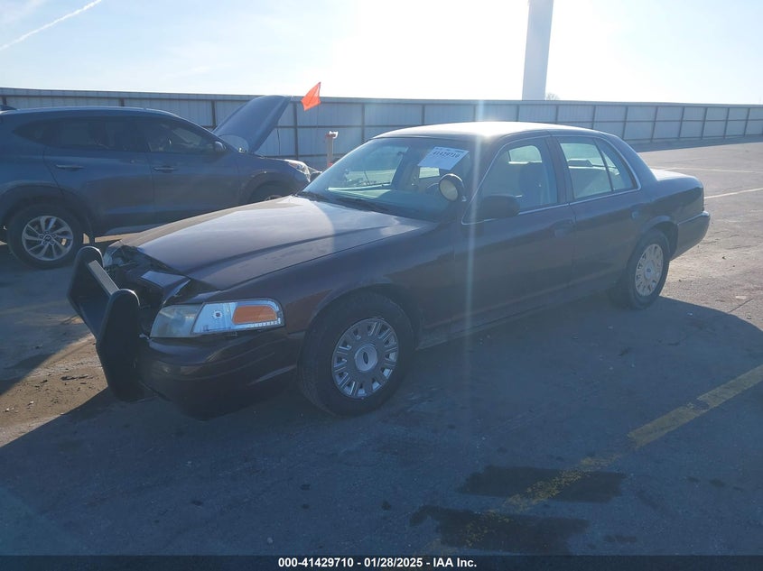 2011 FORD CROWN VICTORIA VIN: 2FABP7BV8BX122718