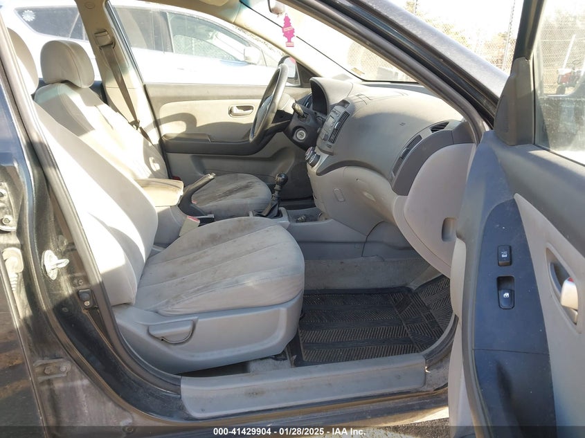 2007 HYUNDAI ELANTRA VIN: KMHDU46D67U245956