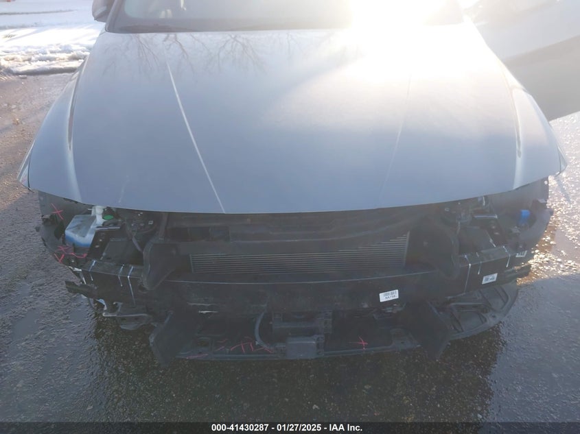 2024 HYUNDAI ELANTRA VIN: KMHLP4DG0RU769199