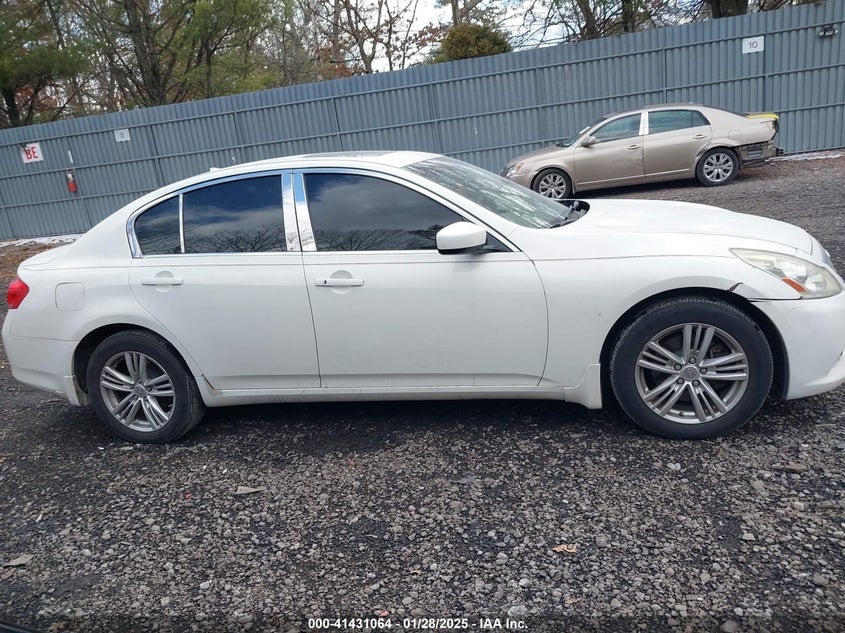 2011 INFINITI G37X VIN: JN1CV6AR6BM353923