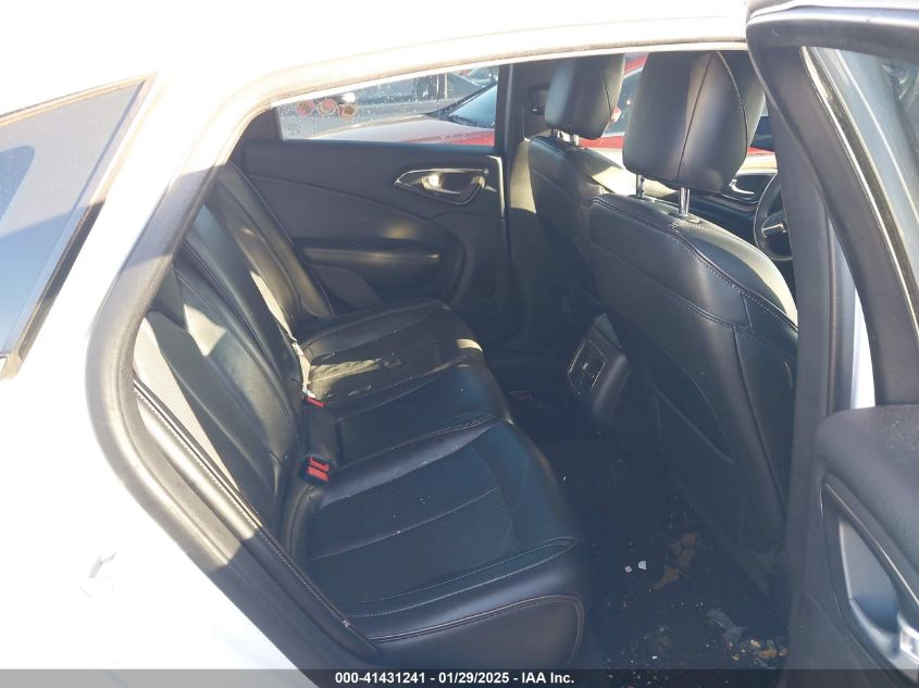 2015 Chrysler 200 C VIN: 1C3CCCEG0FN530271 Lot: 41431241