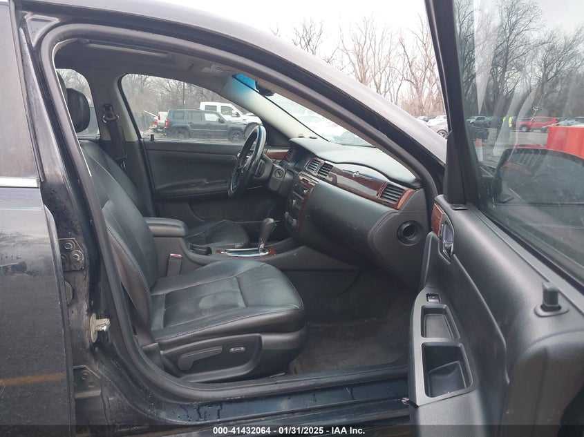 2008 CHEVROLET IMPALA VIN: 2G1WU583581351196