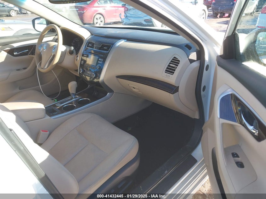 2015 NISSAN ALTIMA VIN: 1N4AL3AP1FC151600