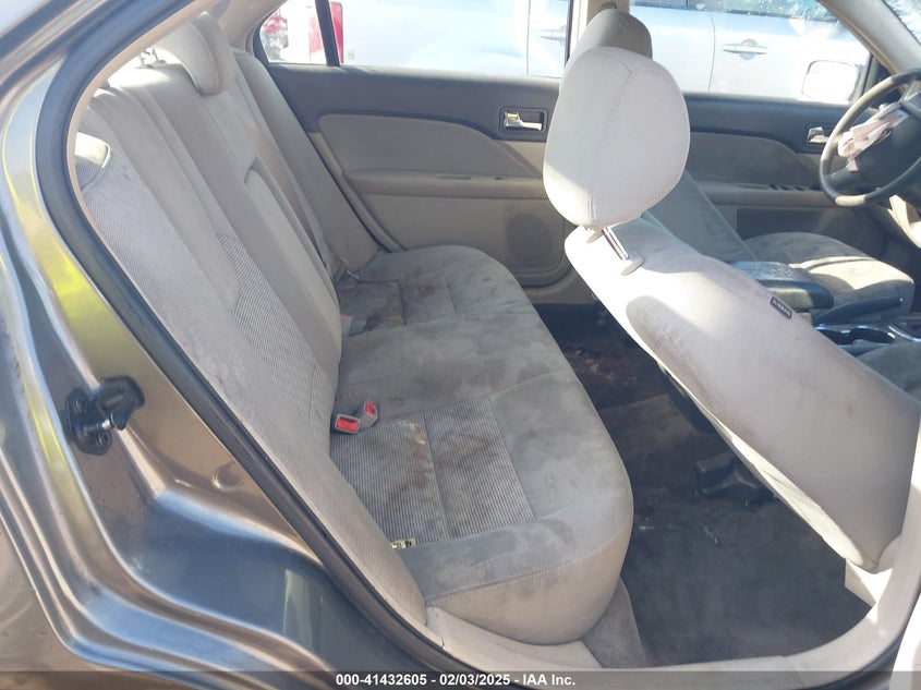 2011 FORD FUSION VIN: 3FAHP0HA2BR191537