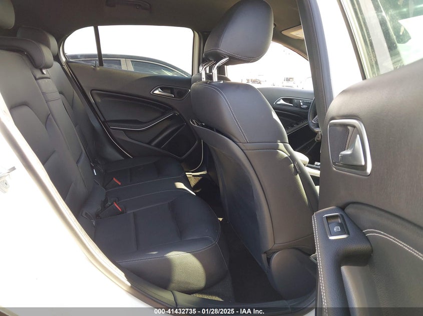 VIN WDCTG4EB5LU023839 2020 MERCEDES-BENZ GLA 250