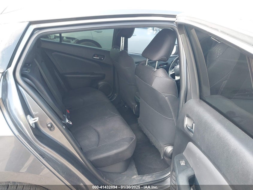 2018 TOYOTA PRIUS VIN: JTDKBRFU5J3073754