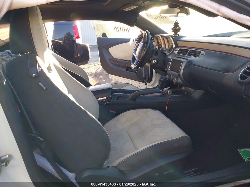 2014 CHEVROLET CAMARO VIN: 2G1FB1E31E9253007