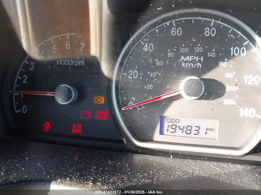 2008 HYUNDAI ELANTRA VIN: KMHDU46D68U484490