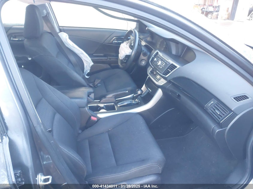 2013 HONDA ACCORD VIN: 1HGCR2F50DA097283