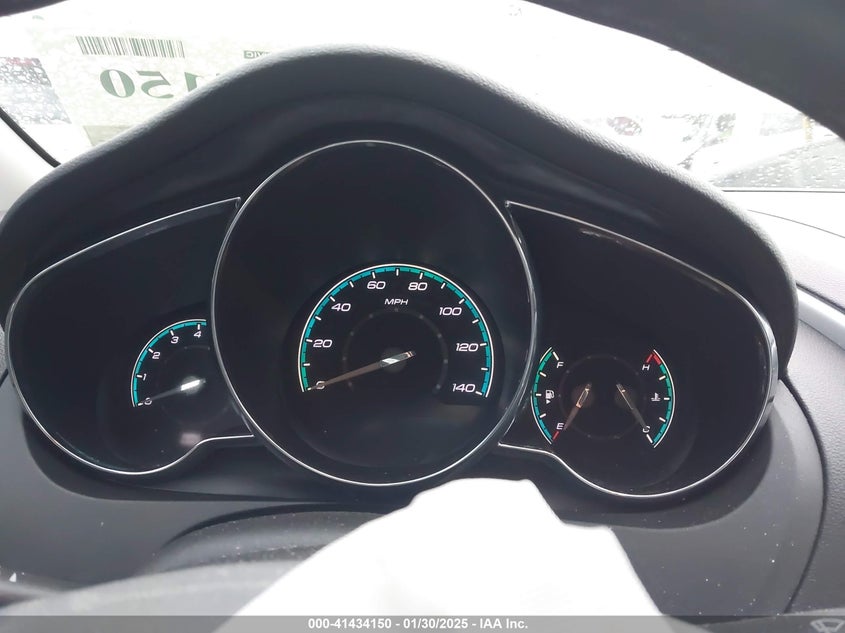 2011 CHEVROLET MALIBU VIN: 1G1ZC5E13BF122275