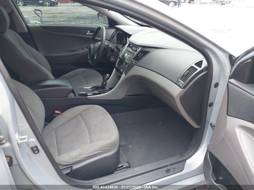 2011 HYUNDAI SONATA VIN: 5NPEB4ACXBH250948
