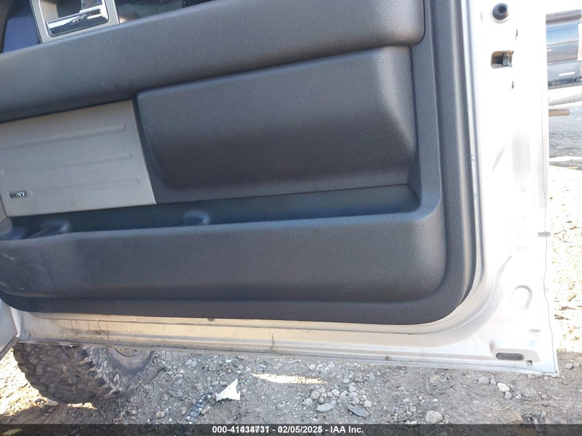 2010 FORD F-150 VIN: 1FTFW1EV5AFB26226