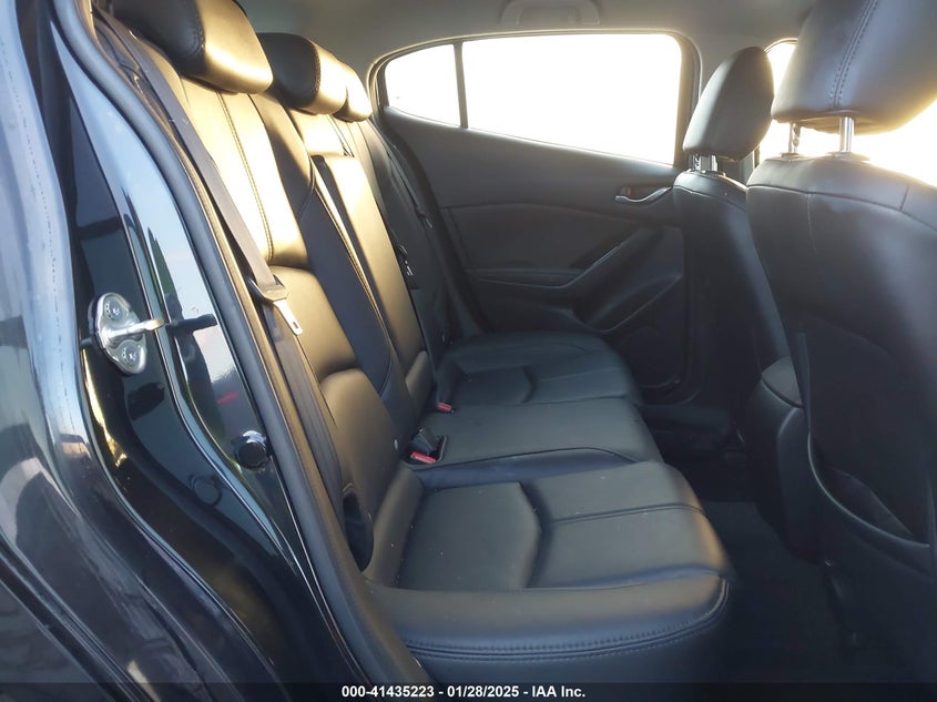 2018 MAZDA MAZDA3 TOURING - 3MZBN1L39JM234297