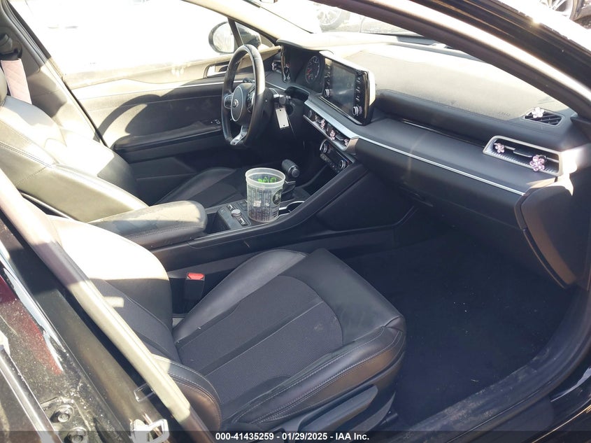 2021 KIA K5 VIN: 5XXG64J24MG079178