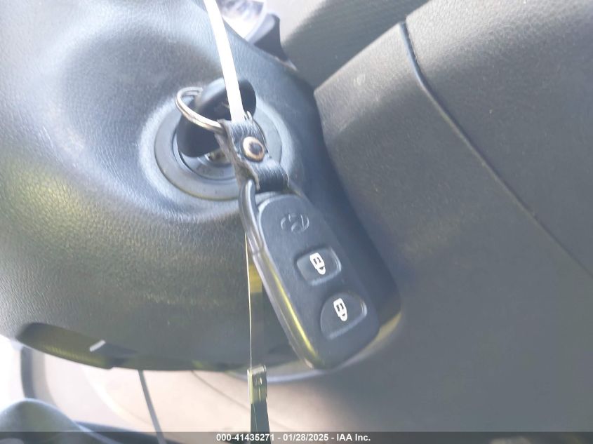 2012 Hyundai Accent Gs VIN: KMHCT5AE0CU001010 Lot: 41435271