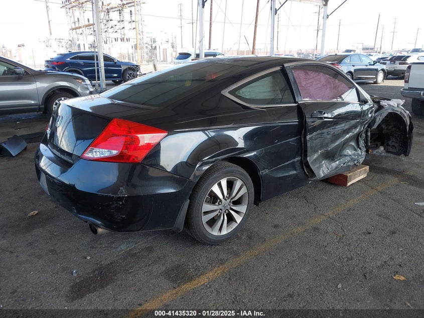 2012 HONDA ACCORD VIN: 1HGCS1B39CA007467