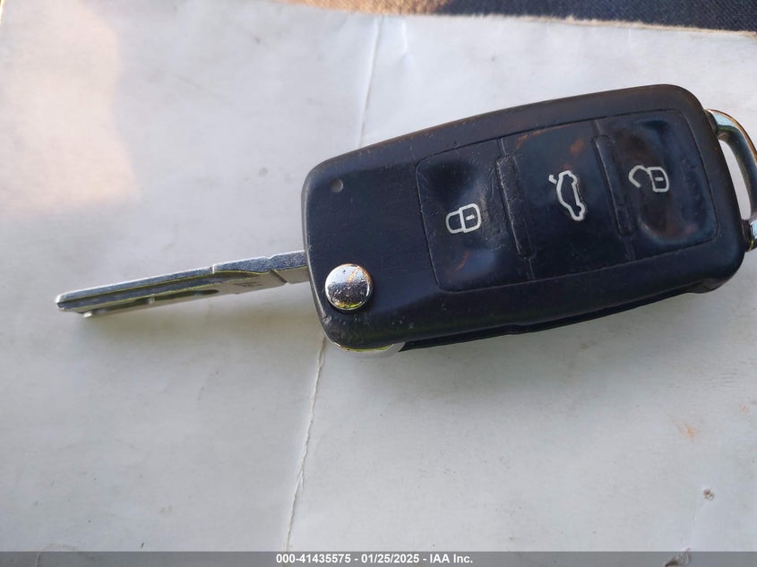 2012 VOLKSWAGEN JETTA VIN: 3VWDP7AJ8CM416566