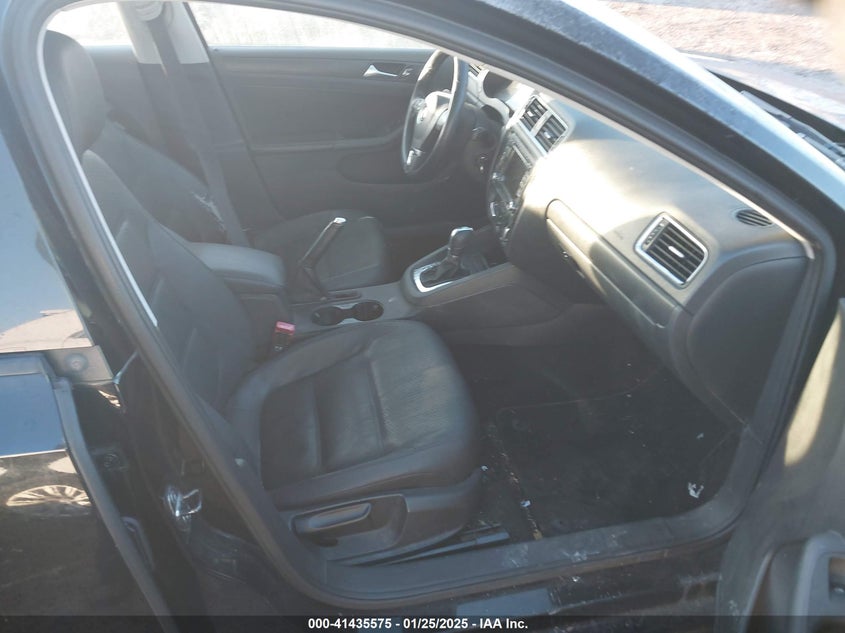 2012 VOLKSWAGEN JETTA VIN: 3VWDP7AJ8CM416566