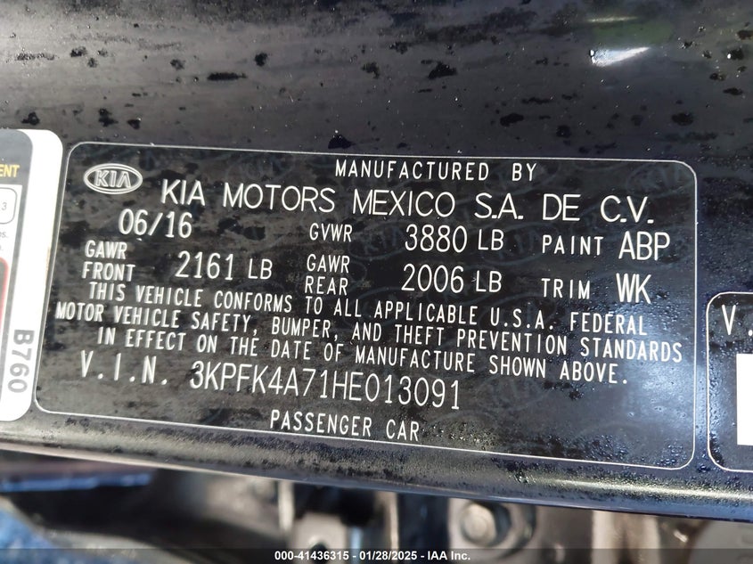 2017 KIA FORTE VIN: 3KPFK4A71HE013091