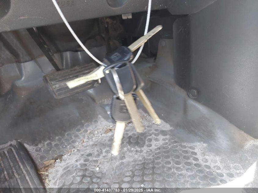 2004 Honda Element VIN: JOHNHUTCHINSON Lot: 41437783