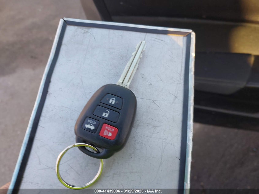 2017 TOYOTA COROLLA VIN: 5YFBURHE6HP570457