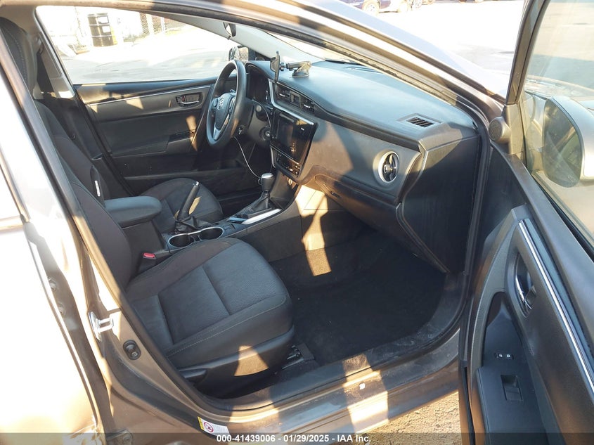 2017 TOYOTA COROLLA VIN: 5YFBURHE6HP570457