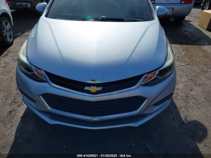 2017 Chevrolet Cruze Lt Auto VIN: 1G1BE5SM2H7168922 Lot: 41439021