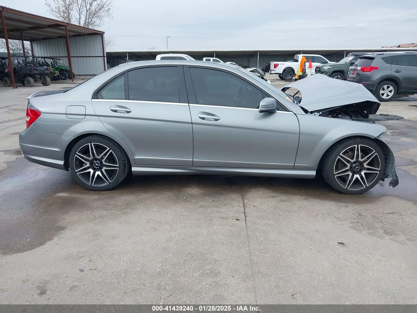 2014 MERCEDES-BENZ C 300 LUXURY 4MATIC/SPORT 4MATIC - WDDGF8AB4EA911788