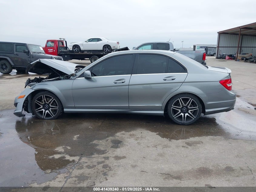 2014 MERCEDES-BENZ C 300 LUXURY 4MATIC/SPORT 4MATIC - WDDGF8AB4EA911788