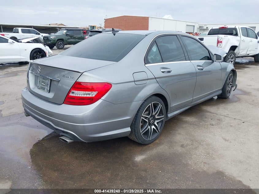 2014 MERCEDES-BENZ C 300 LUXURY 4MATIC/SPORT 4MATIC - WDDGF8AB4EA911788