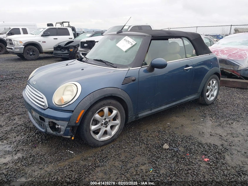 2009 MINI COOPER VIN: WMWMR33519TU96578